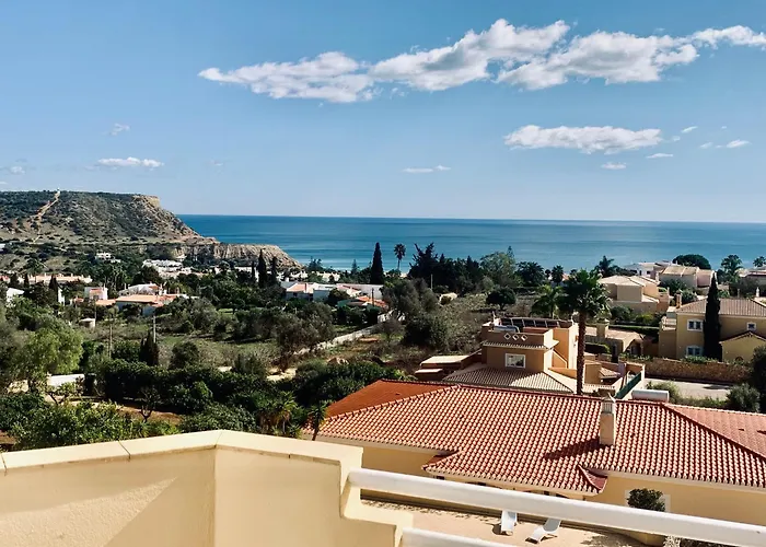 Dreamy Sea View Apartment With Access To Private Pool & Stunning Rooftop